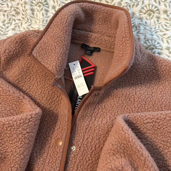 JCrew Polartech Sherpa Jacket, XXL, NWT, Camel Color - Picture 3 of 3